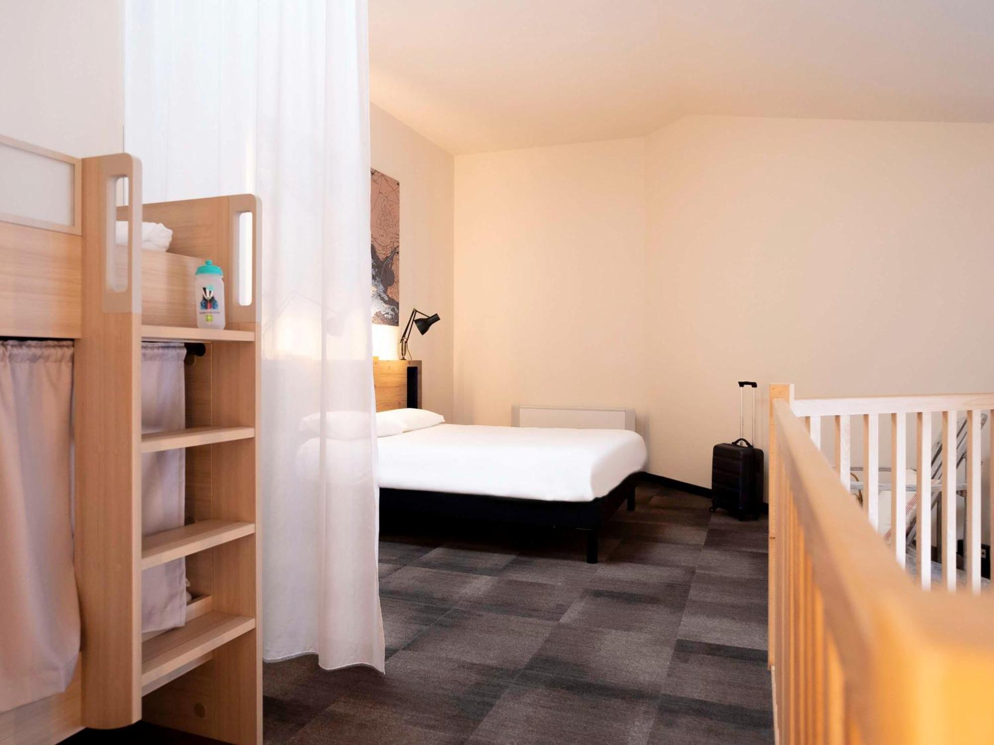 Отель Ibis Styles Saint Nazaire Centre Gare Экстерьер фото