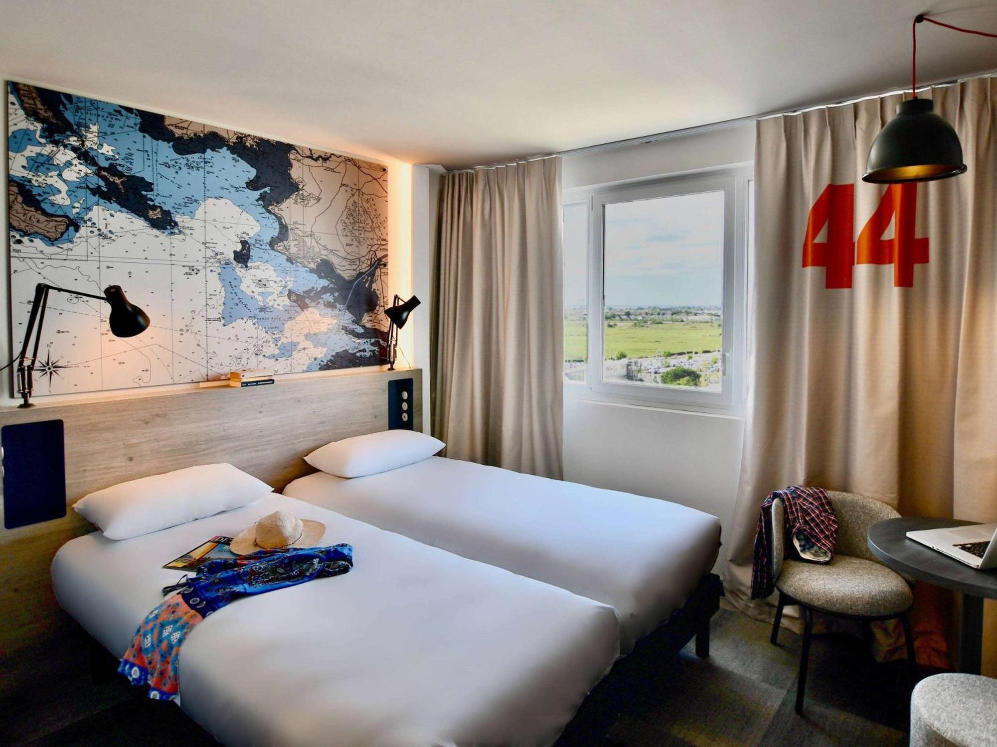 Отель Ibis Styles Saint Nazaire Centre Gare Экстерьер фото